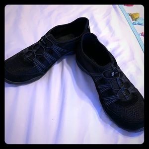 Sketchers Memory Foam Sneakers